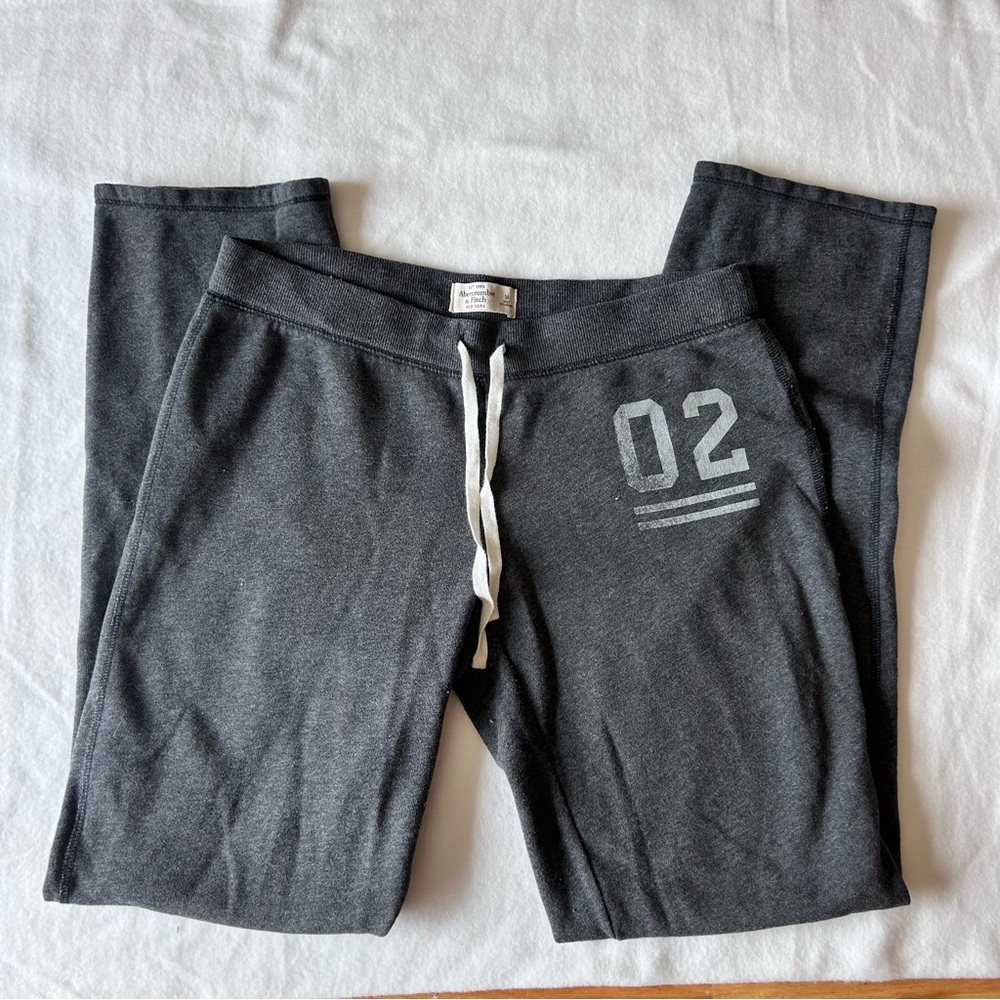 Abercrombie & Fitch Gray Sweatpants with White Drawstring
